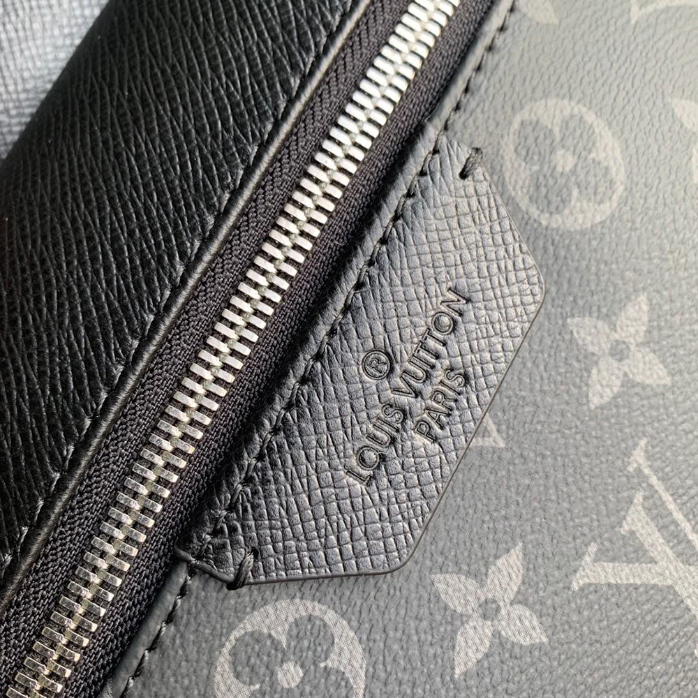 Louis Vuitton Discovery Backpack M31033 29*38*20cm