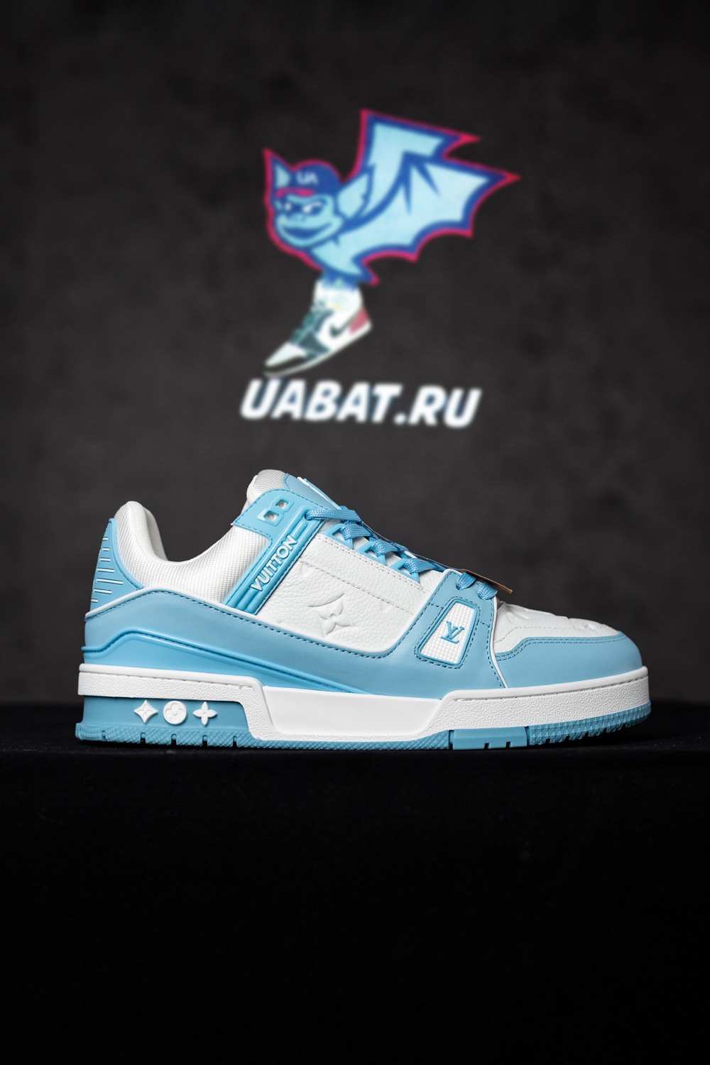 Louis Vuitton Trainer Low White Sky Blue