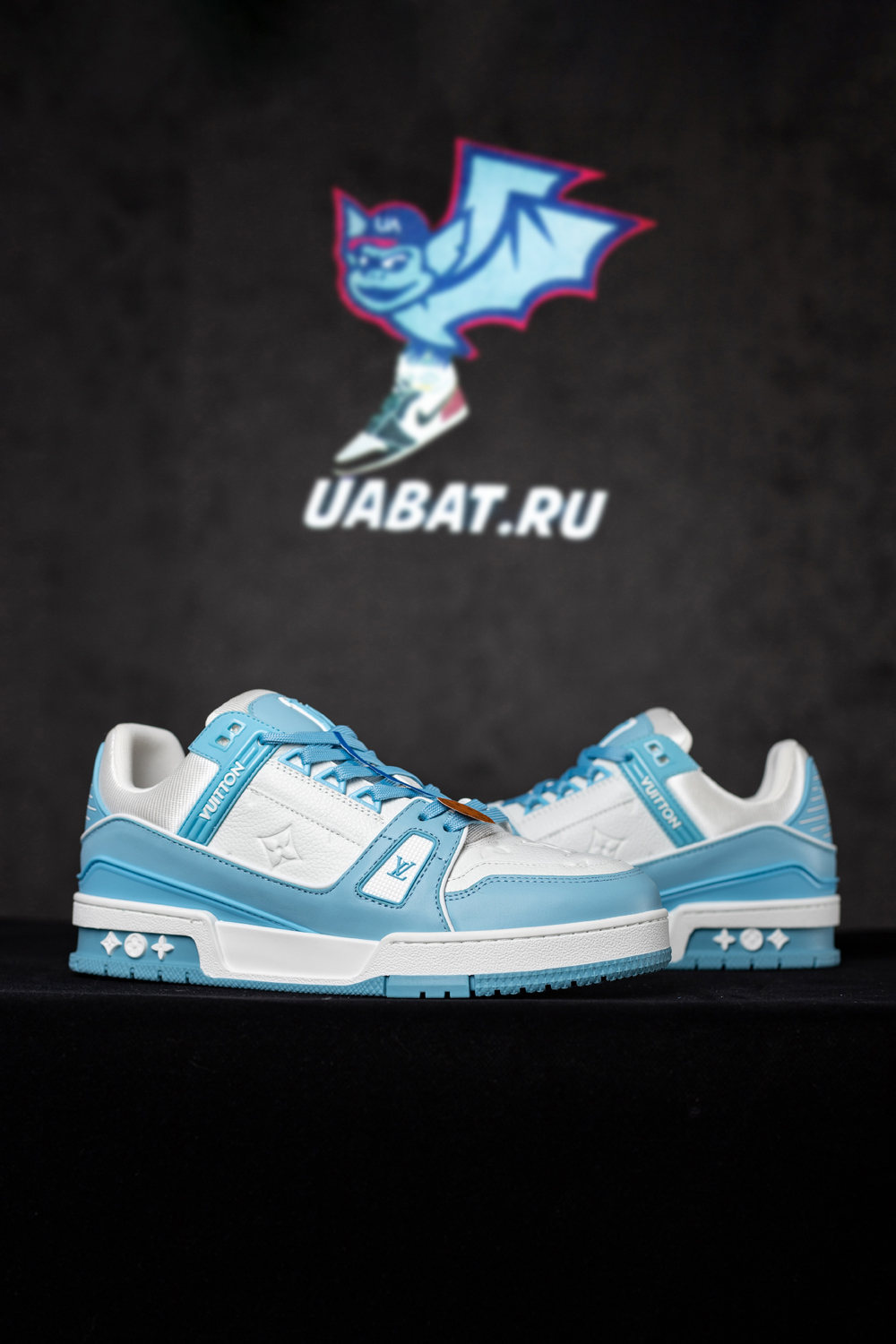 Louis Vuitton Trainer Low White Sky Blue