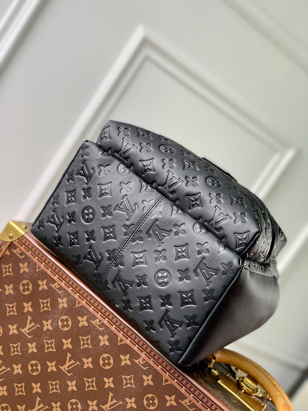 Louis Vuitton Discovery Backpacks M46553 29*38*20cm