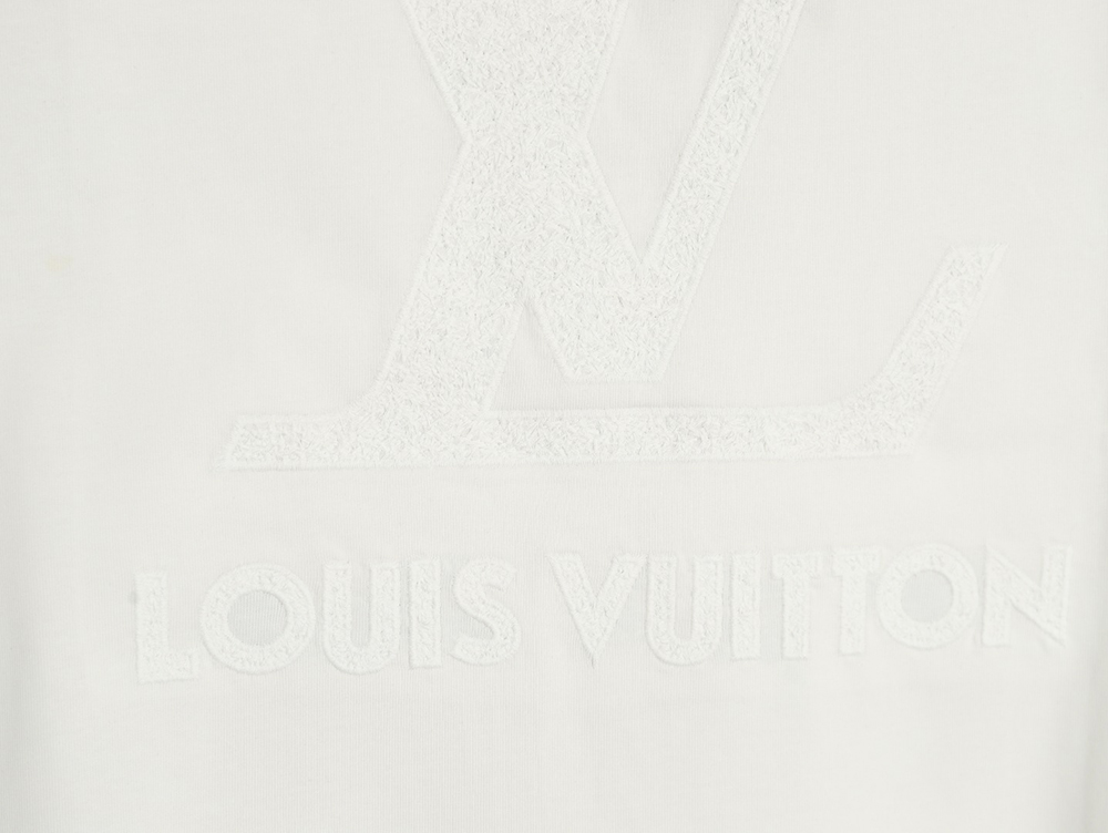 Louis Vuitton dark pattern large logo embroidered short sleeve T-shirt