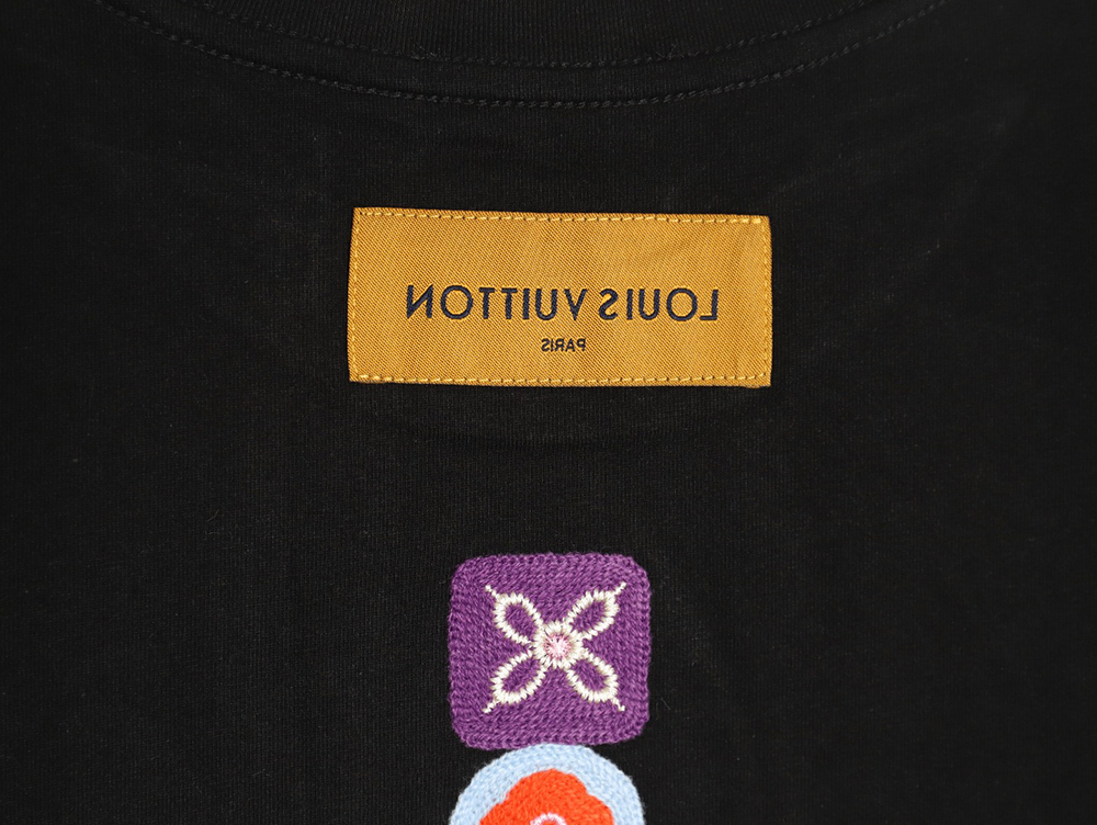 Louis Vuitton four-leaf clover logo embroidered short-sleeved T-shirt TSK1