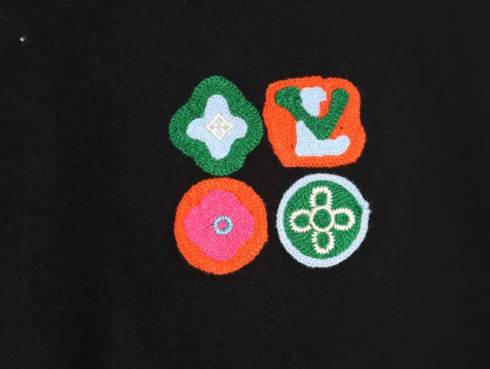Louis Vuitton four-leaf clover logo embroidered short-sleeved T-shirt TSK1