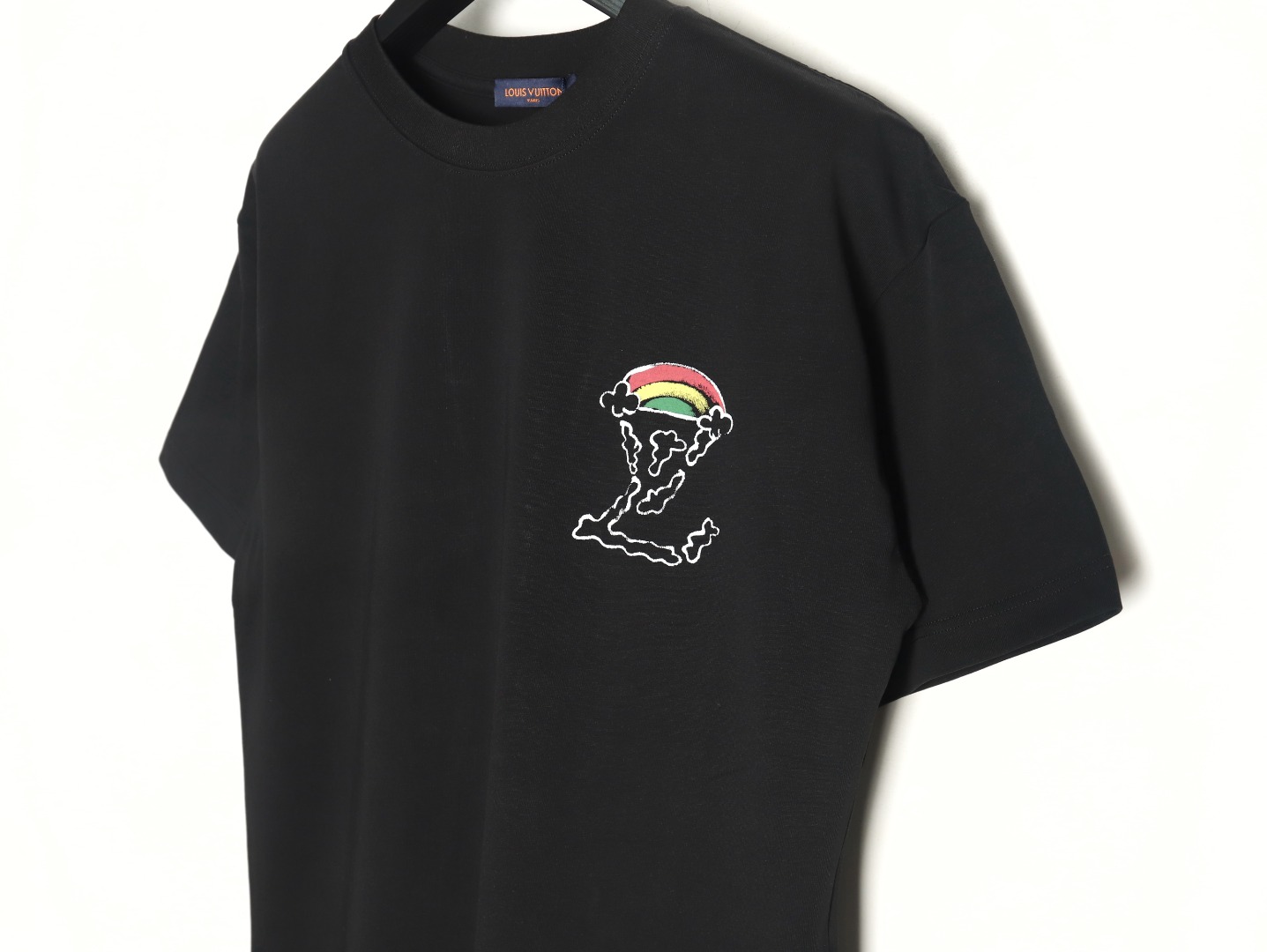 Louis Vuitton Back Painted Cloud Graffiti Short Sleeve T-shirt TSK1