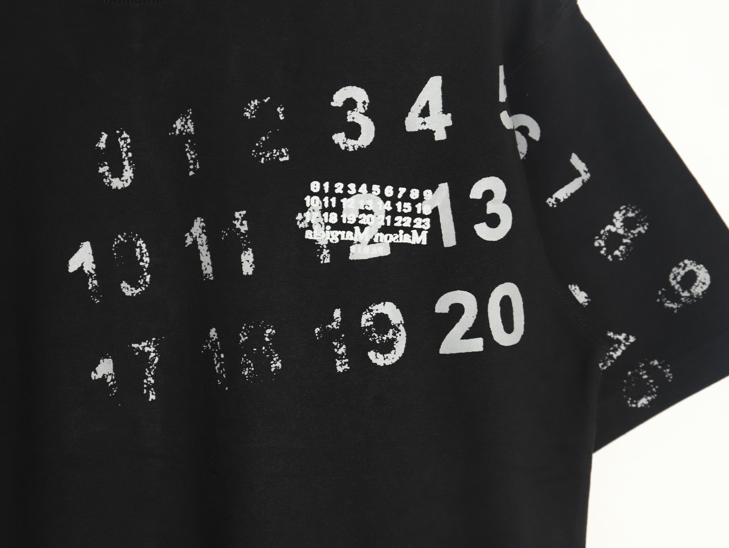 Maison Margiela digital painting mottled graffiti round neck short-sleeved T-shirt TSK1