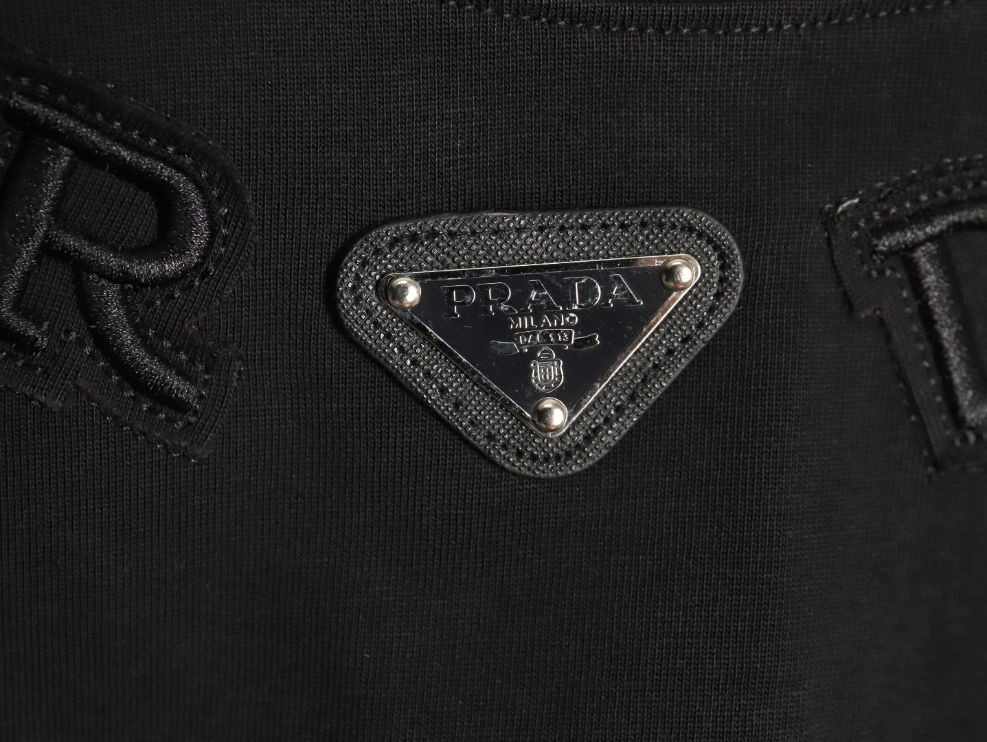 Prada neckline letter embroidery triangle logo short sleeves TSK1