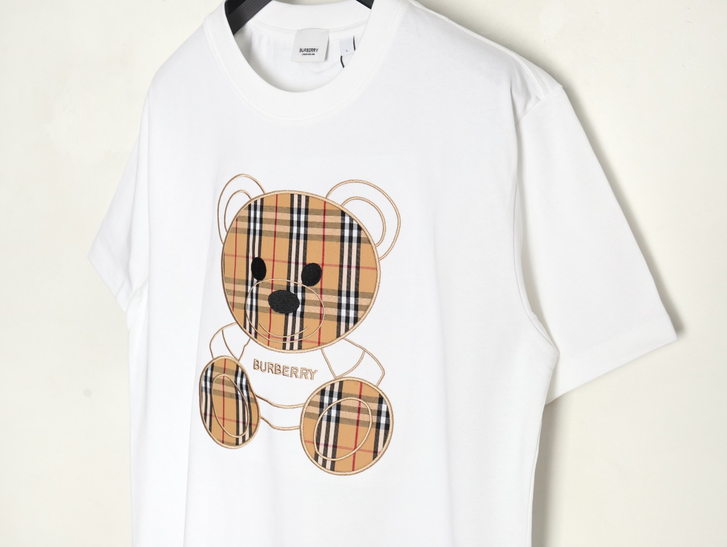 Burberry bear embroidered chest T-shirt