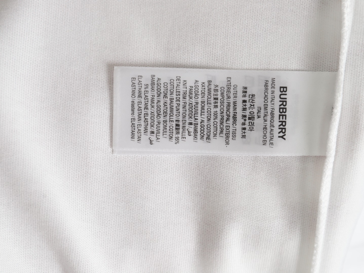 Burberry bear embroidered chest T-shirt