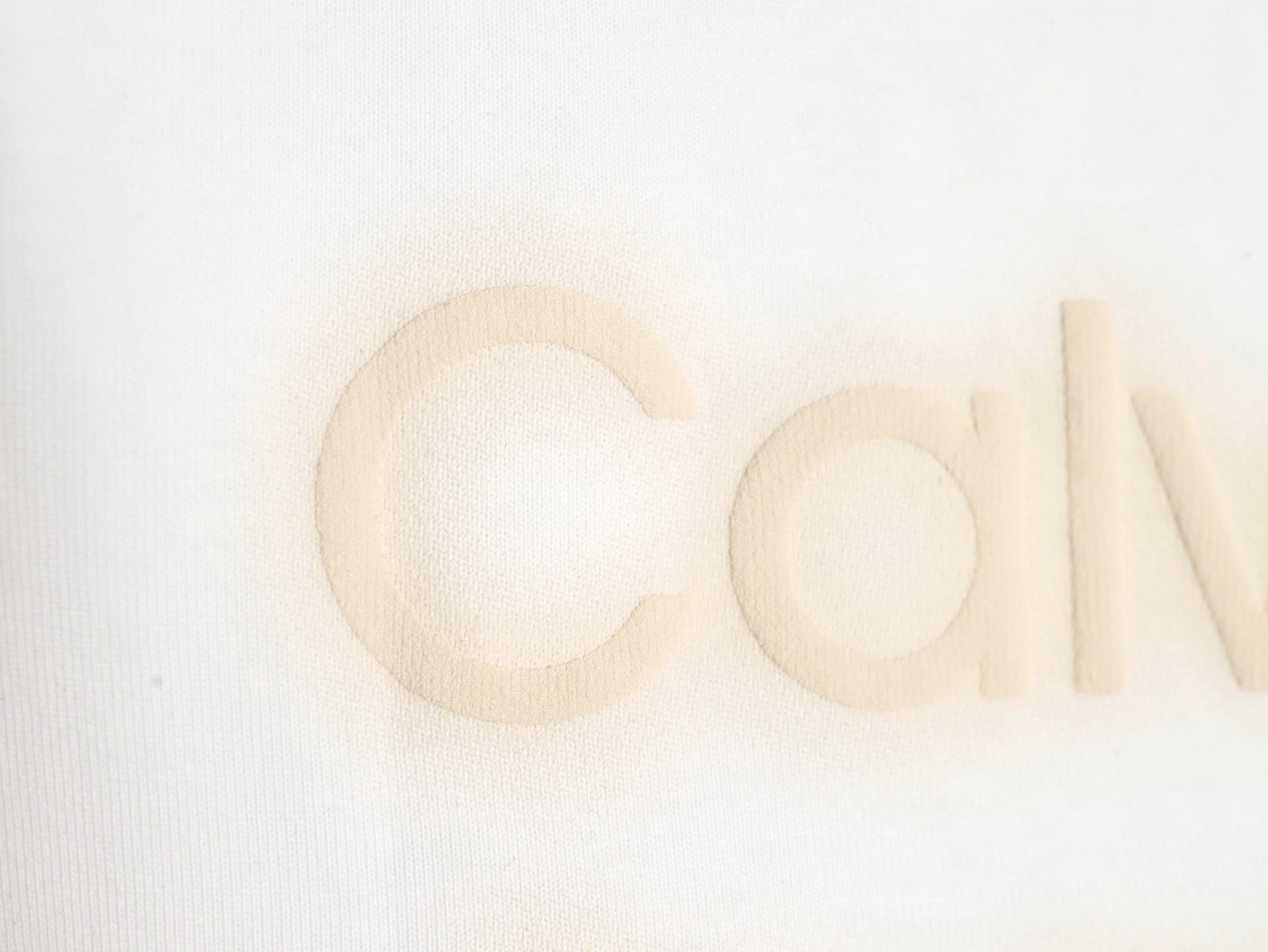 Calvin Klein small embroidery back print short sleeves