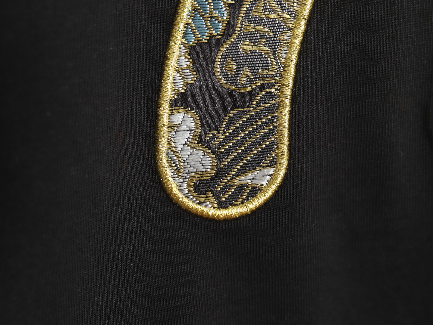 Evisu brocade seagull embroidered short sleeves