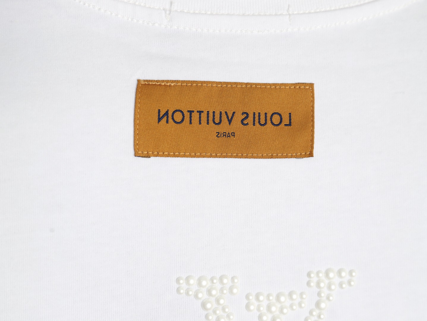 Louis Vuitton pearl hot diamond letter logo short sleeve