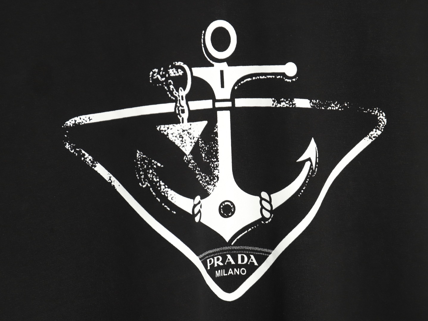 Prada Classic Anchor Triangle Print Round Neck T-Shirt TSK1