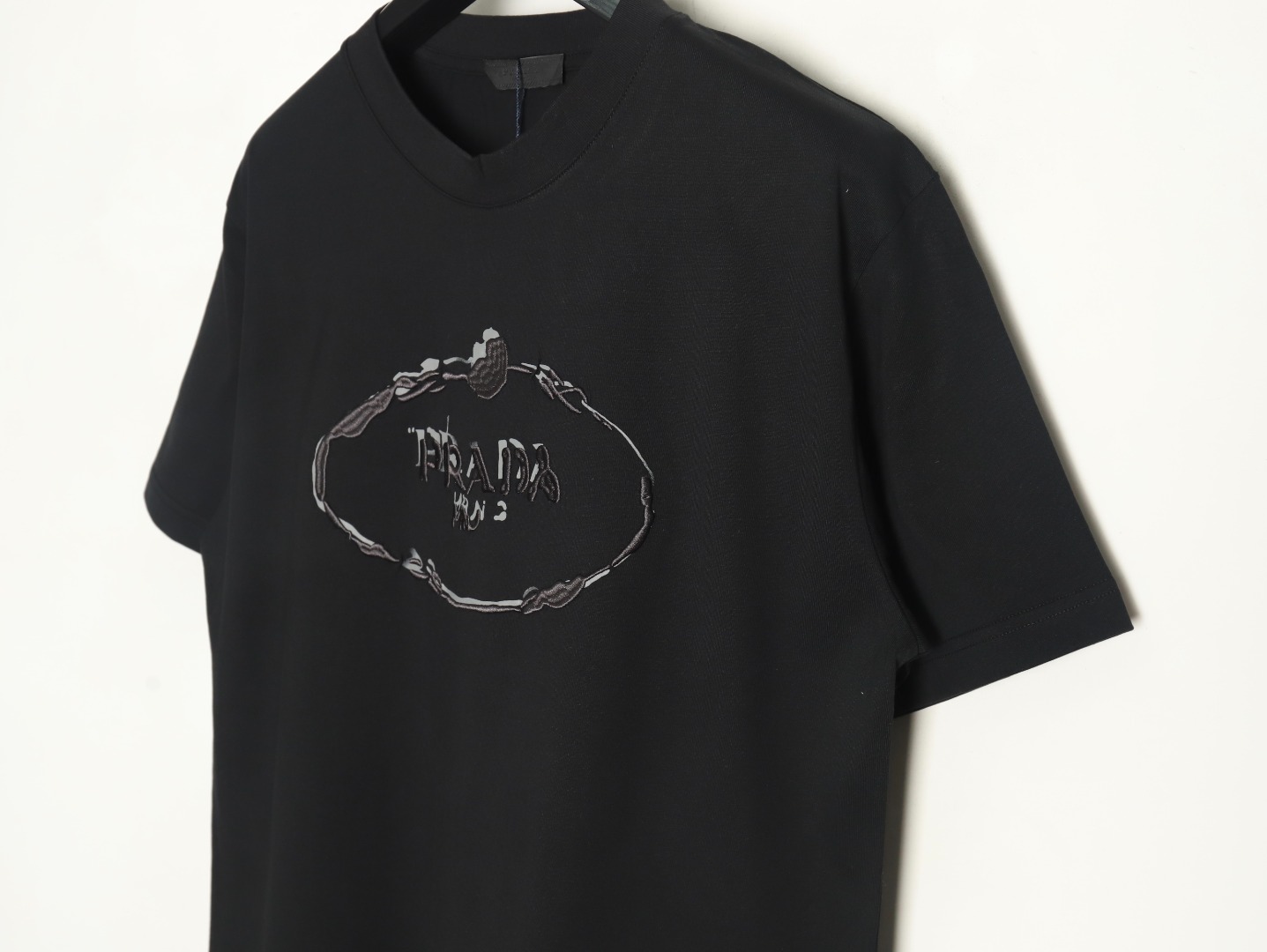 Prada hand-painted badge 3D embroidery short sleeves TSK1