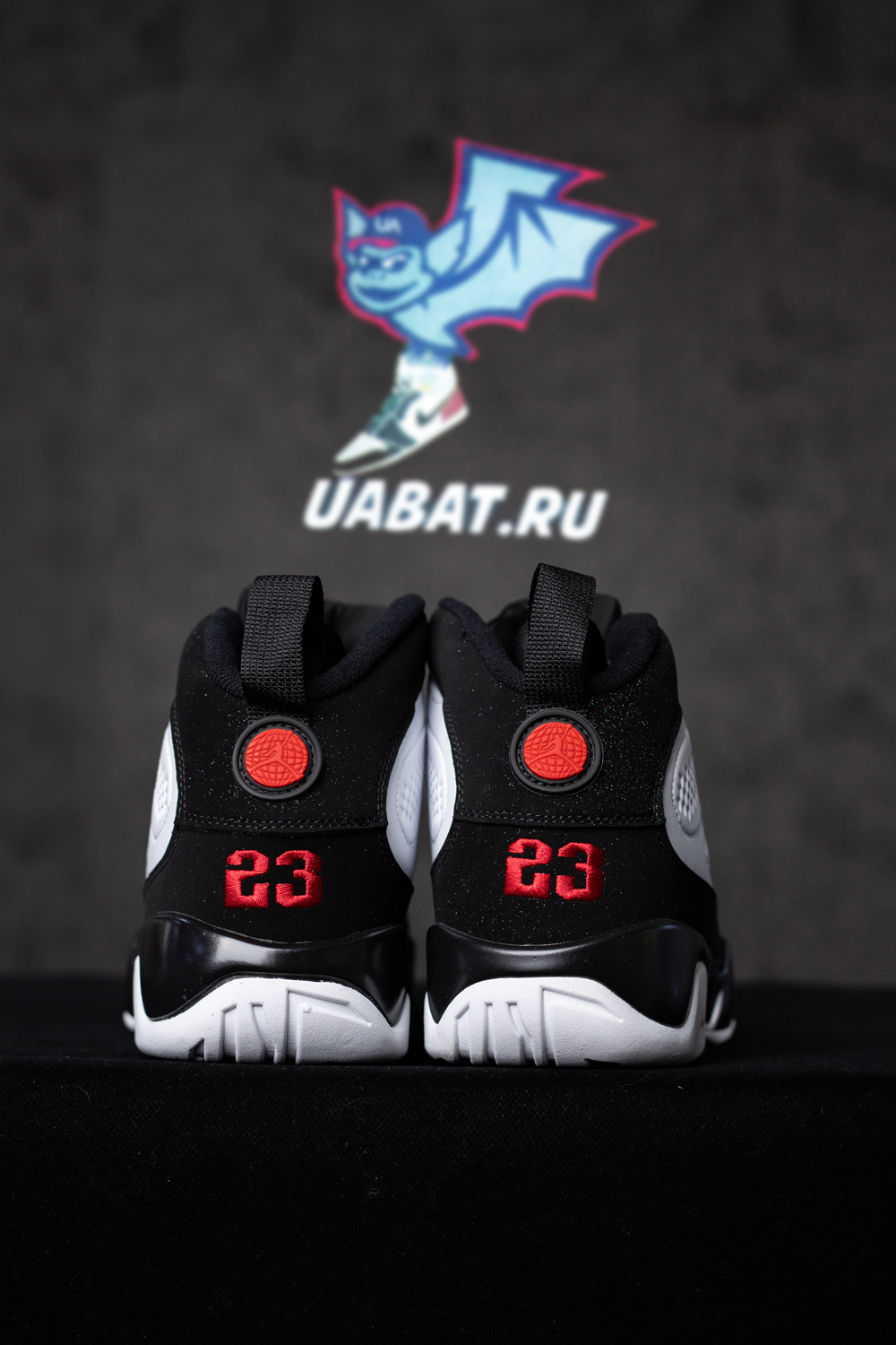 Air Jordan 9 Retro OG 'Space Jam' 2016