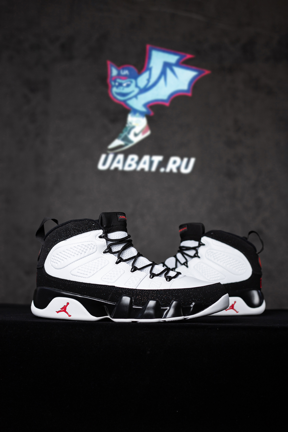 Air Jordan 9 Retro OG 'Space Jam' 2016