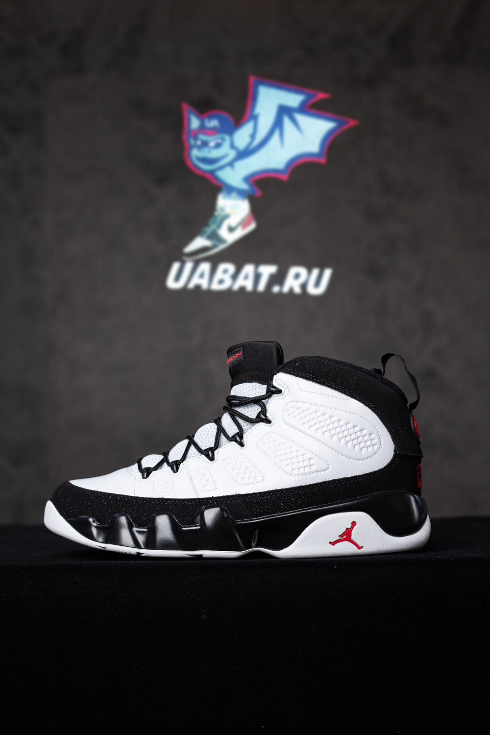 Air Jordan 9 Retro OG 'Space Jam' 2016