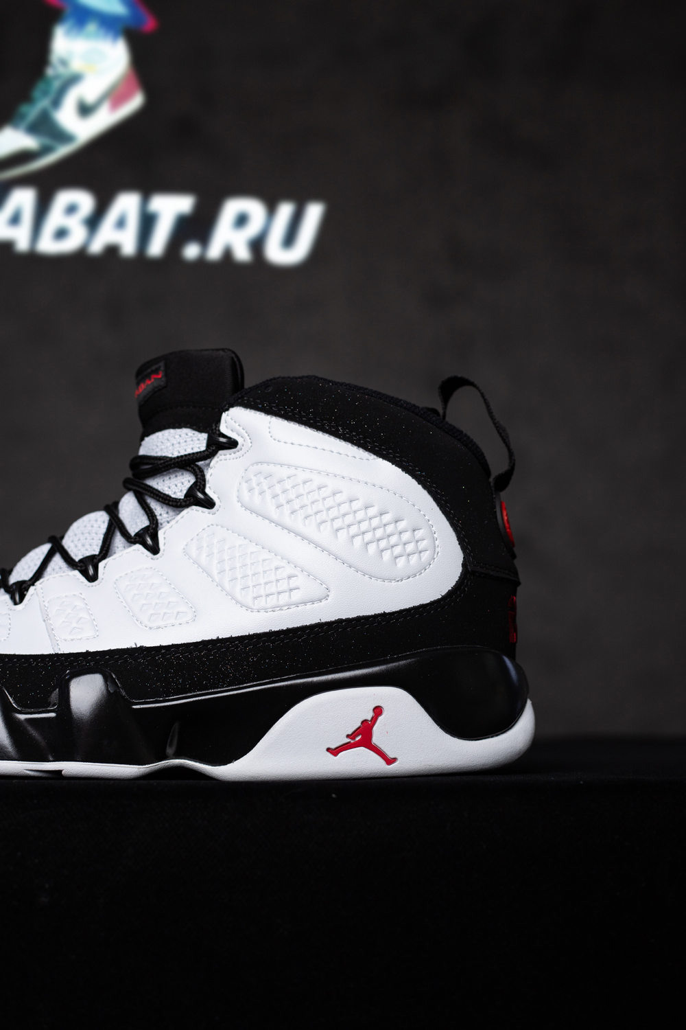Air Jordan 9 Retro OG 'Space Jam' 2016