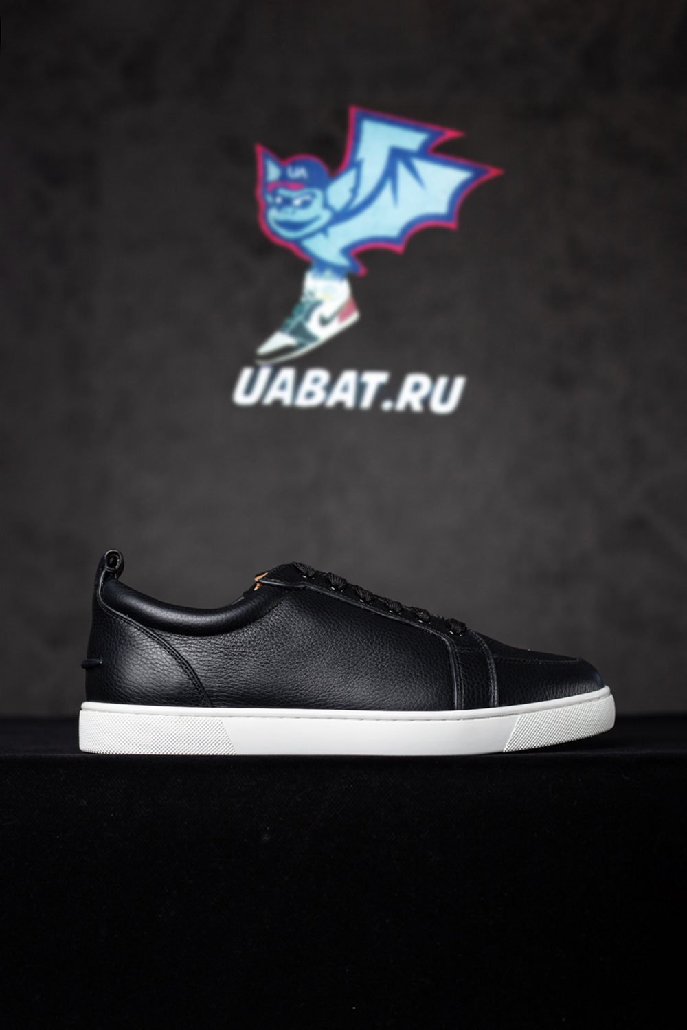 Christian Louboutin Rantulow Sneakers - Black