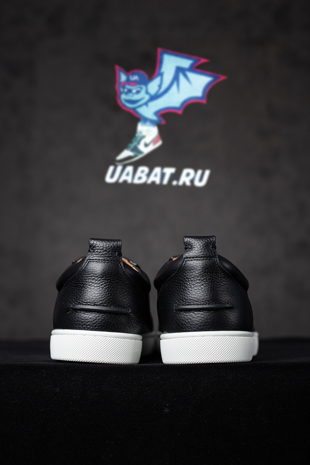 Christian Louboutin Rantulow Sneakers - Black