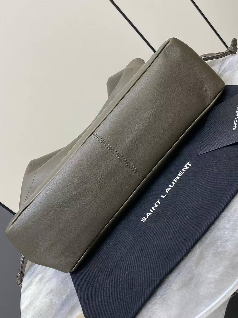 Saint Laurent Jamie Lambskin Tote Bags 809824 34*27*3cm