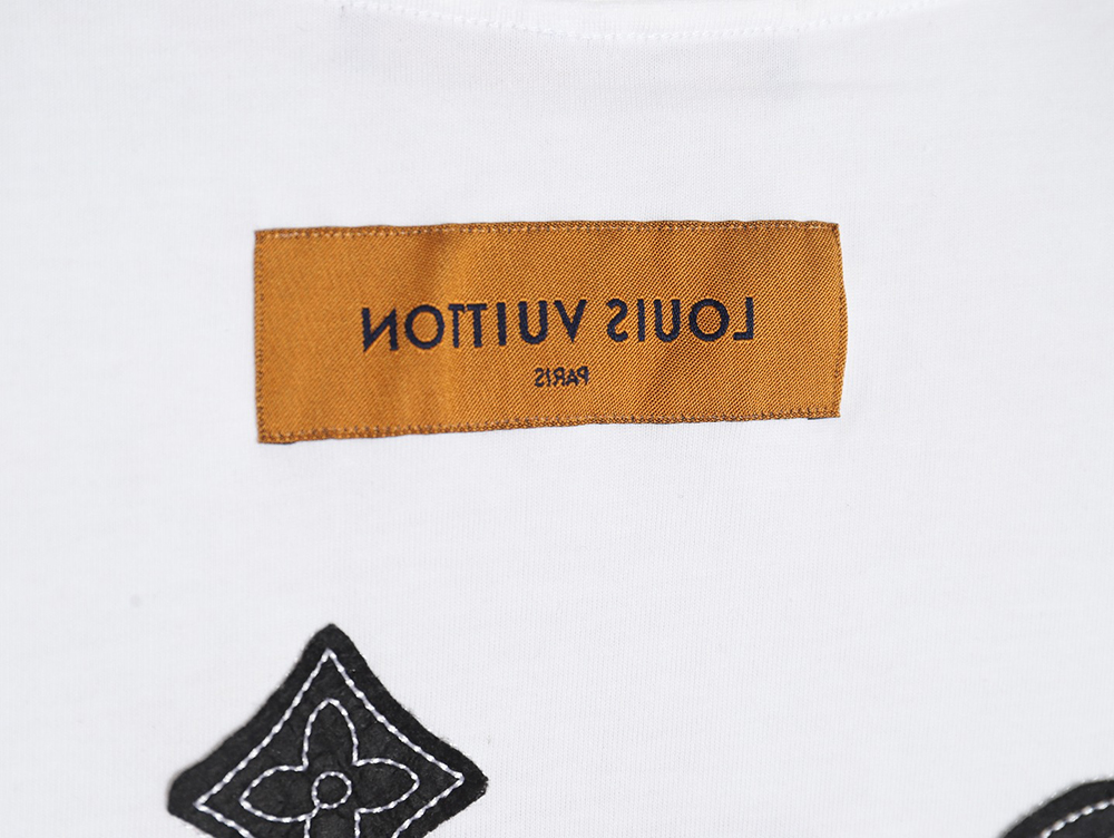 Louis Vuitton heavy letter embroidered short sleeve