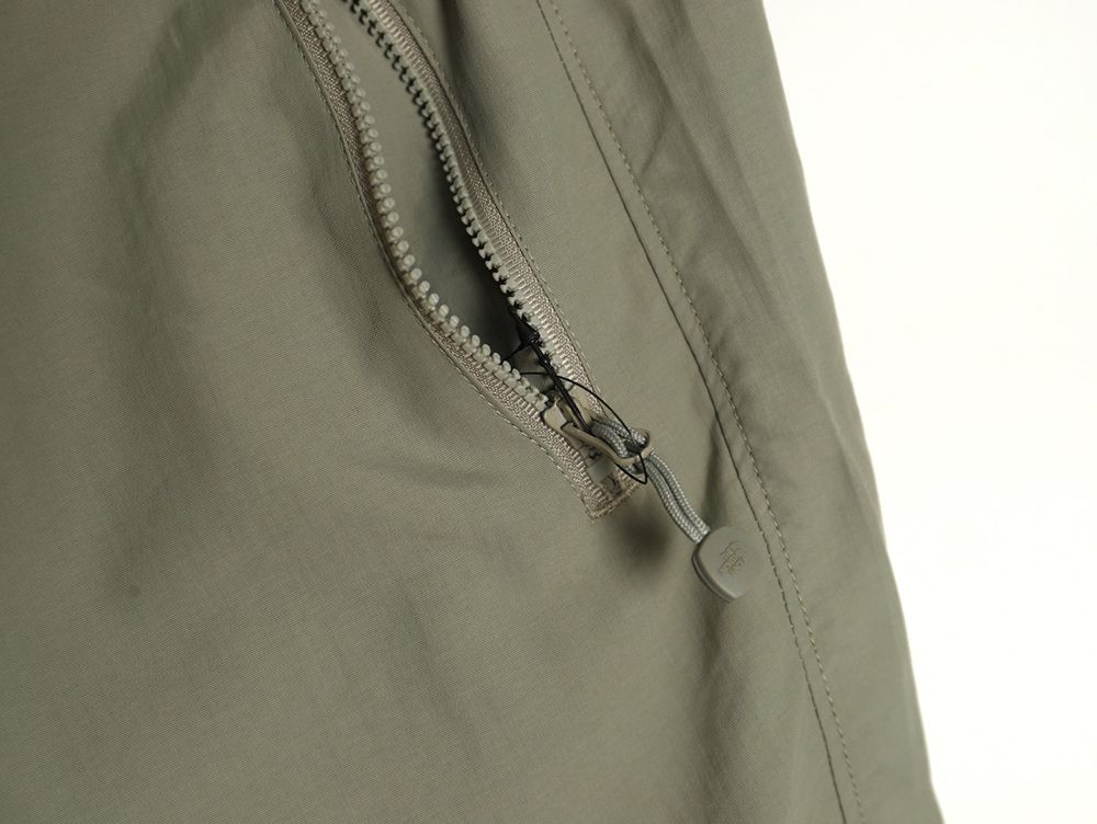 The North Face Casual Elastic Shorts