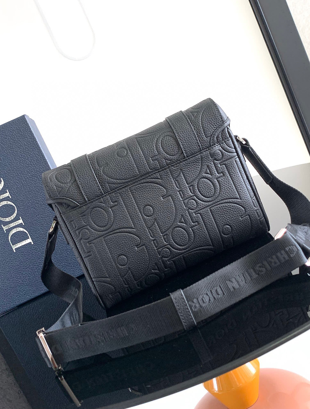 Dior Dior Hit the Road Messenger Bags 333LLG 24*18*8cm