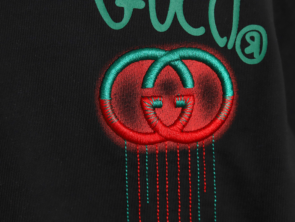 Gucci shoulder contrast logo tassel embroidered short sleeve T-shirt TSK1