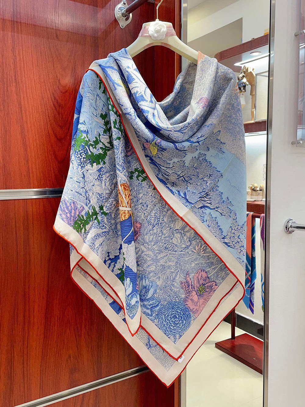 Hermes Retour a la Nature shawl 140*140cm
