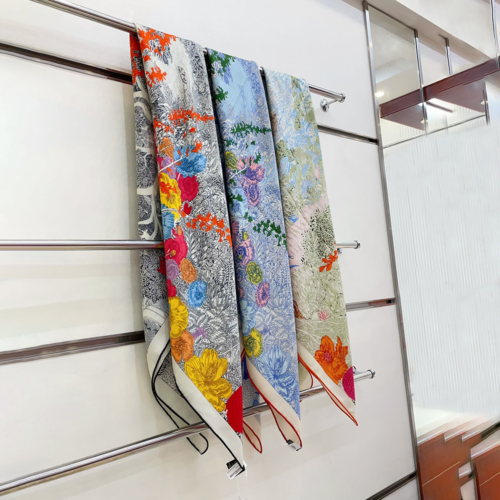 Hermes Retour a la Nature shawl 140*140cm