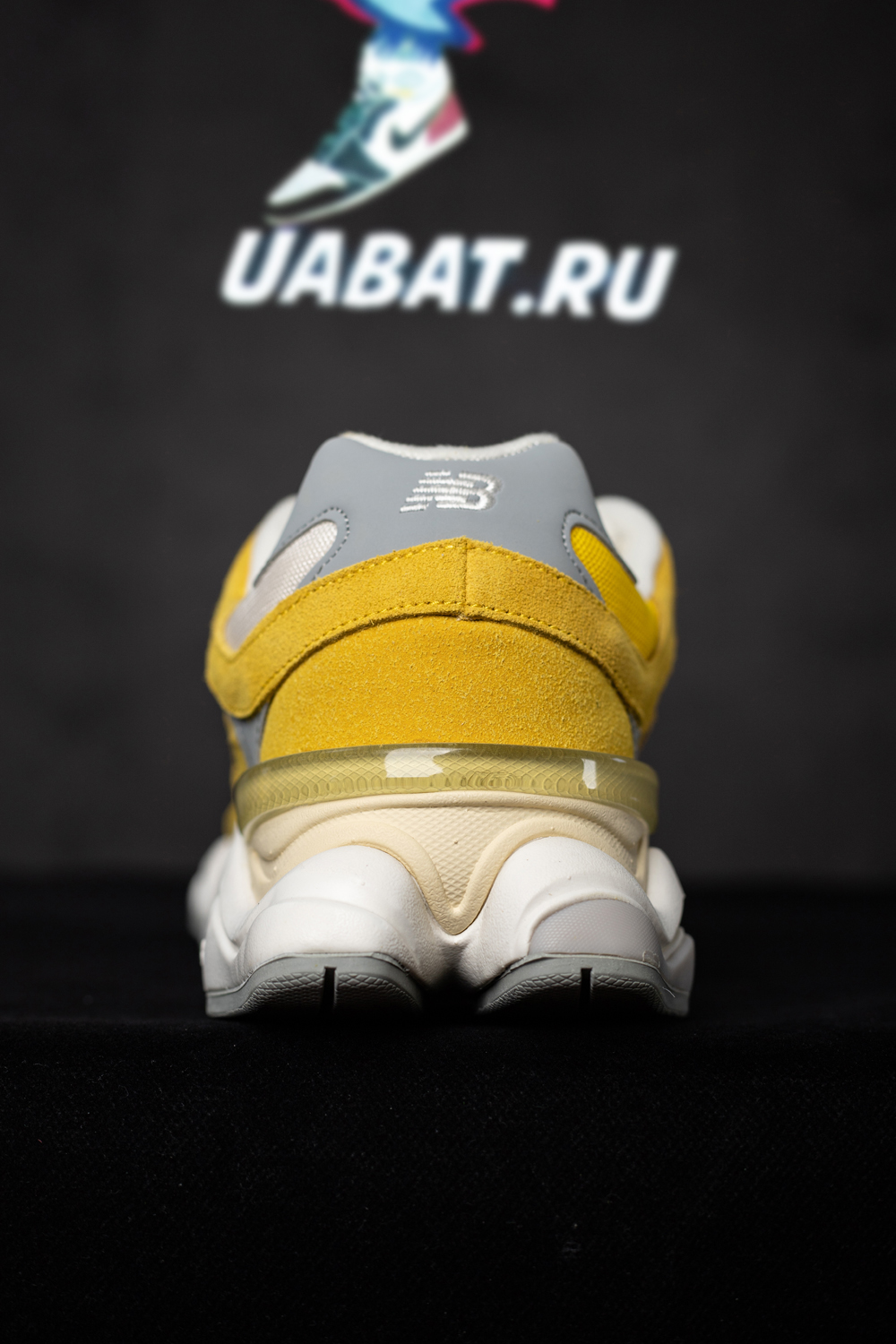 New Balance 9060 'Varsity Gold'