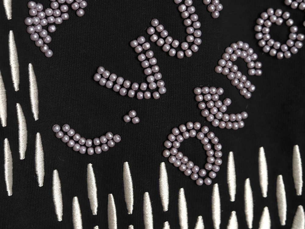 Louis Vuitton tricolor beaded embroidered short-sleeved T-shirt TSK2
