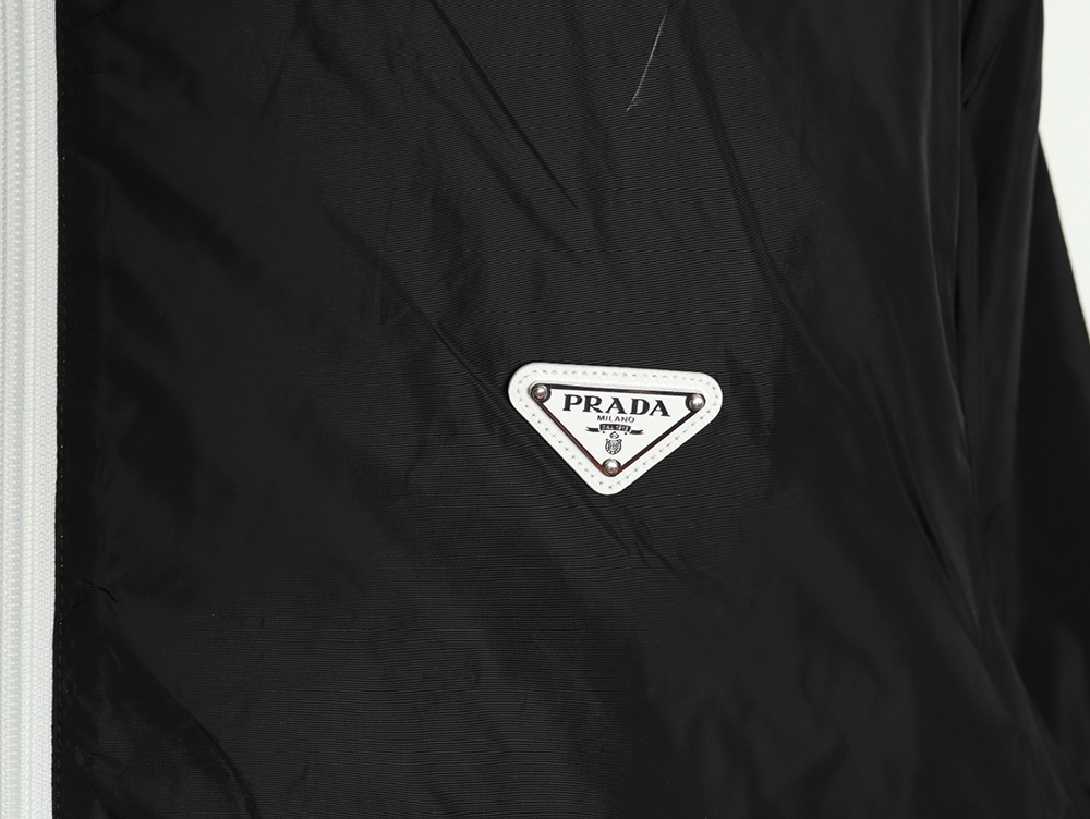 Prada White Zipper Camping Hooded Jacket