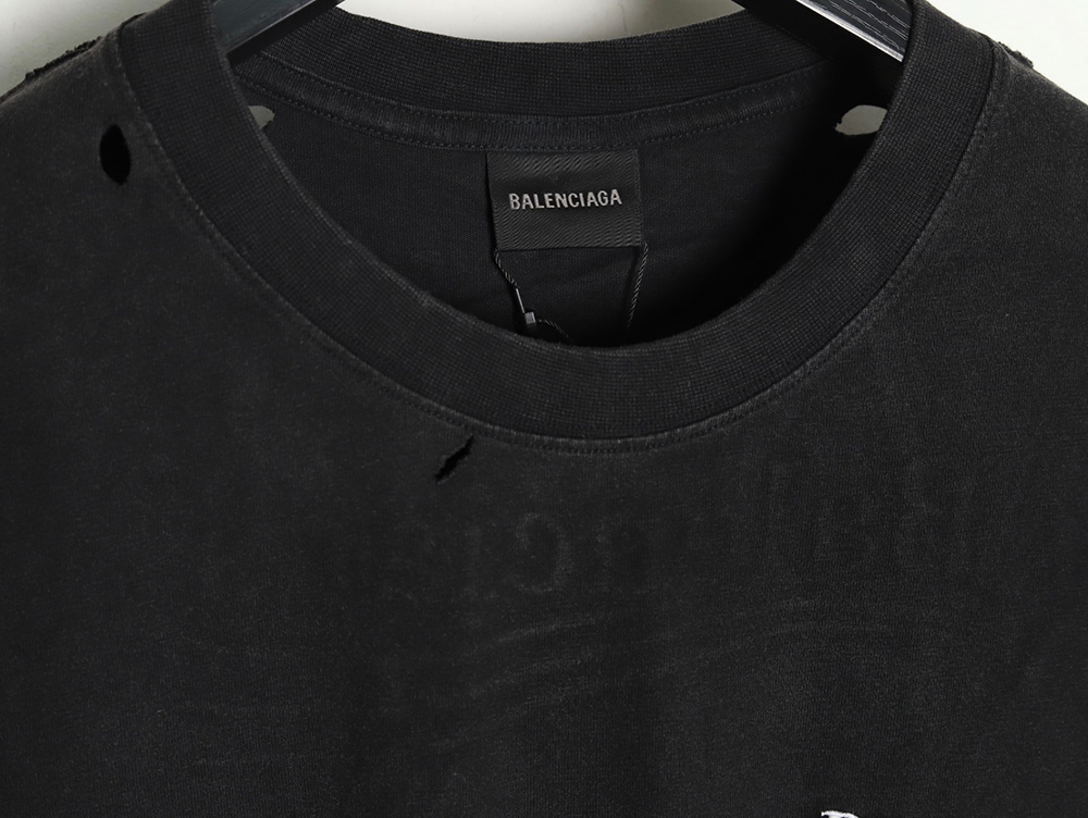 Balenciaga classic coke distressed short sleeves