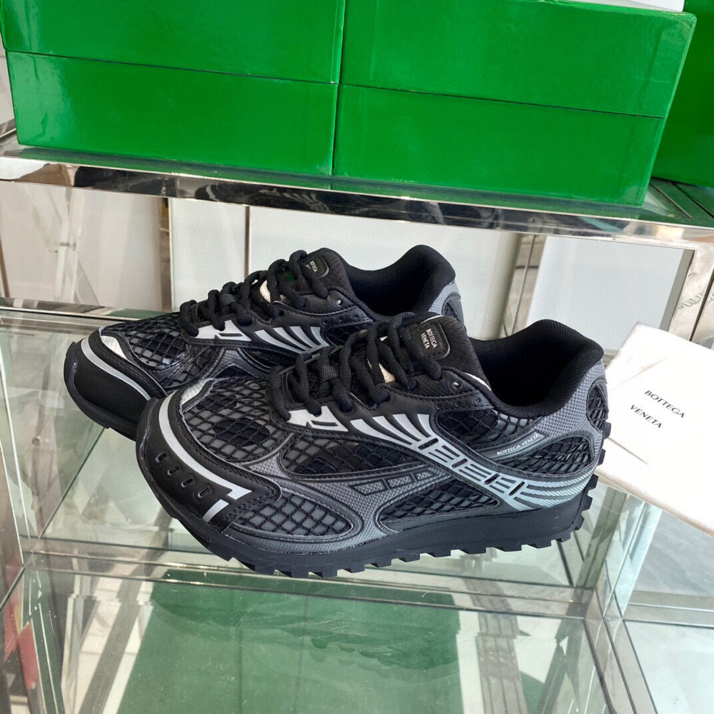 Bottega Veneta Orbit Runner Sneaker 'Black'