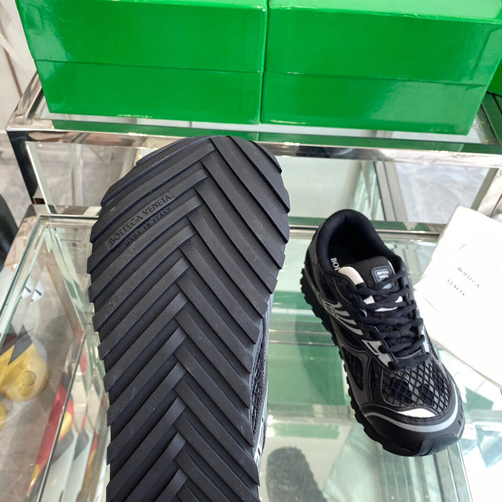 Bottega Veneta Orbit Runner Sneaker 'Black'
