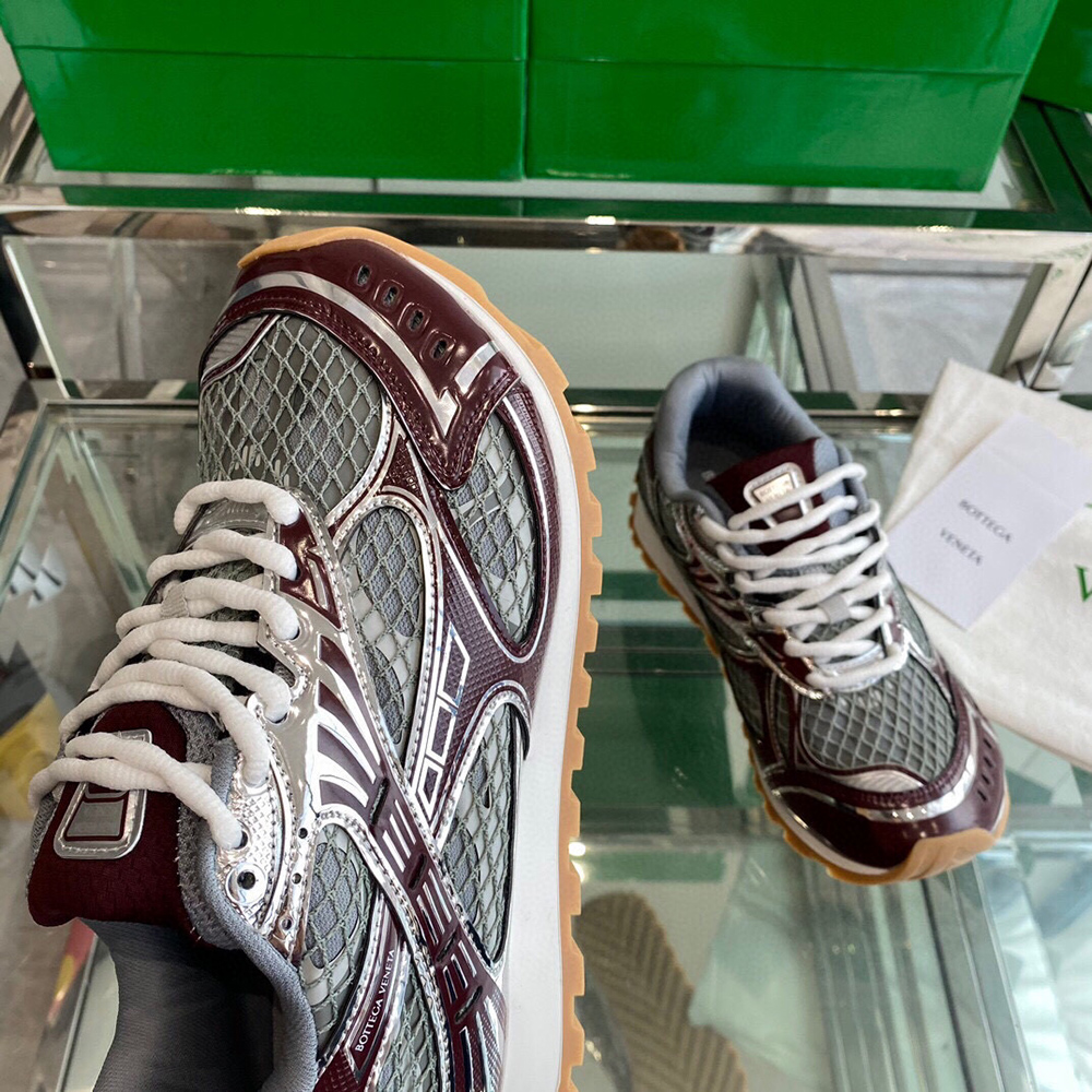 Bottega Veneta Orbit Runner Sneaker 'Grey-red'