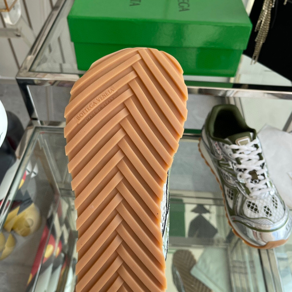 Bottega Veneta Orbit Runner Sneaker 'Olive green'