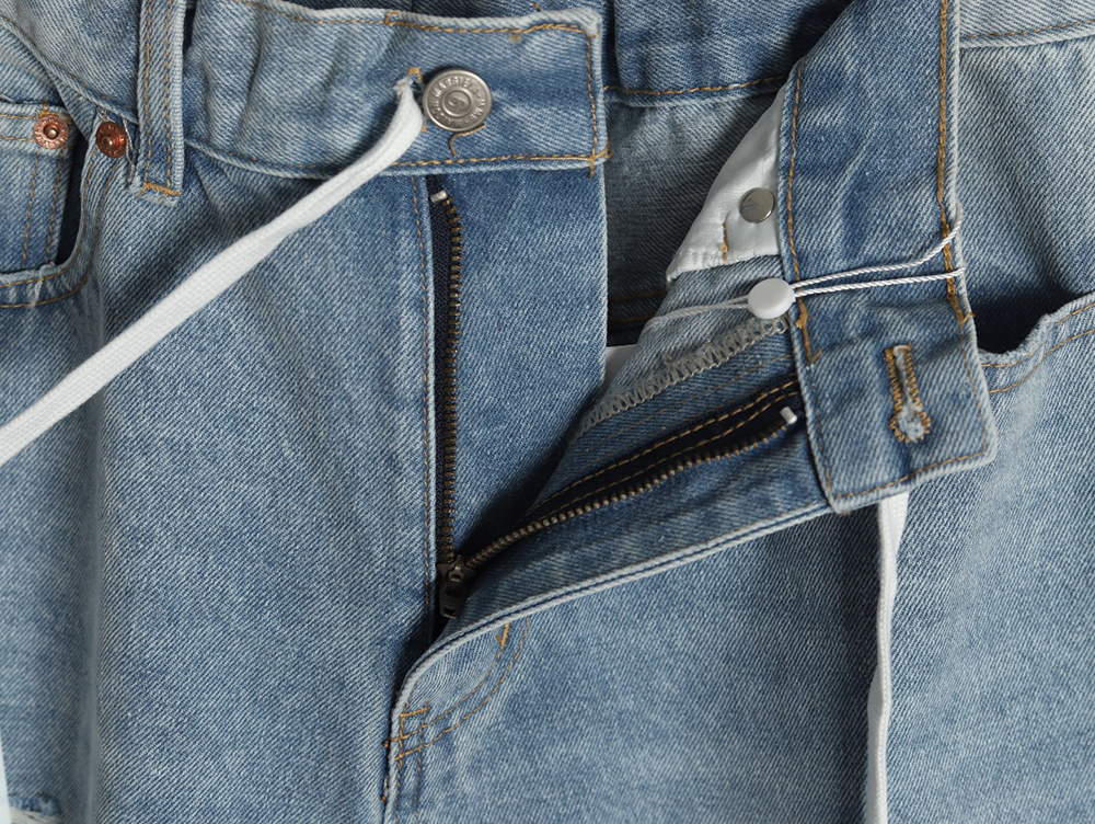 Maison Margiela masking paper white tape ripped five-point denim shorts