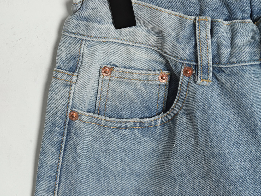 Maison Margiela masking paper white tape ripped five-point denim shorts