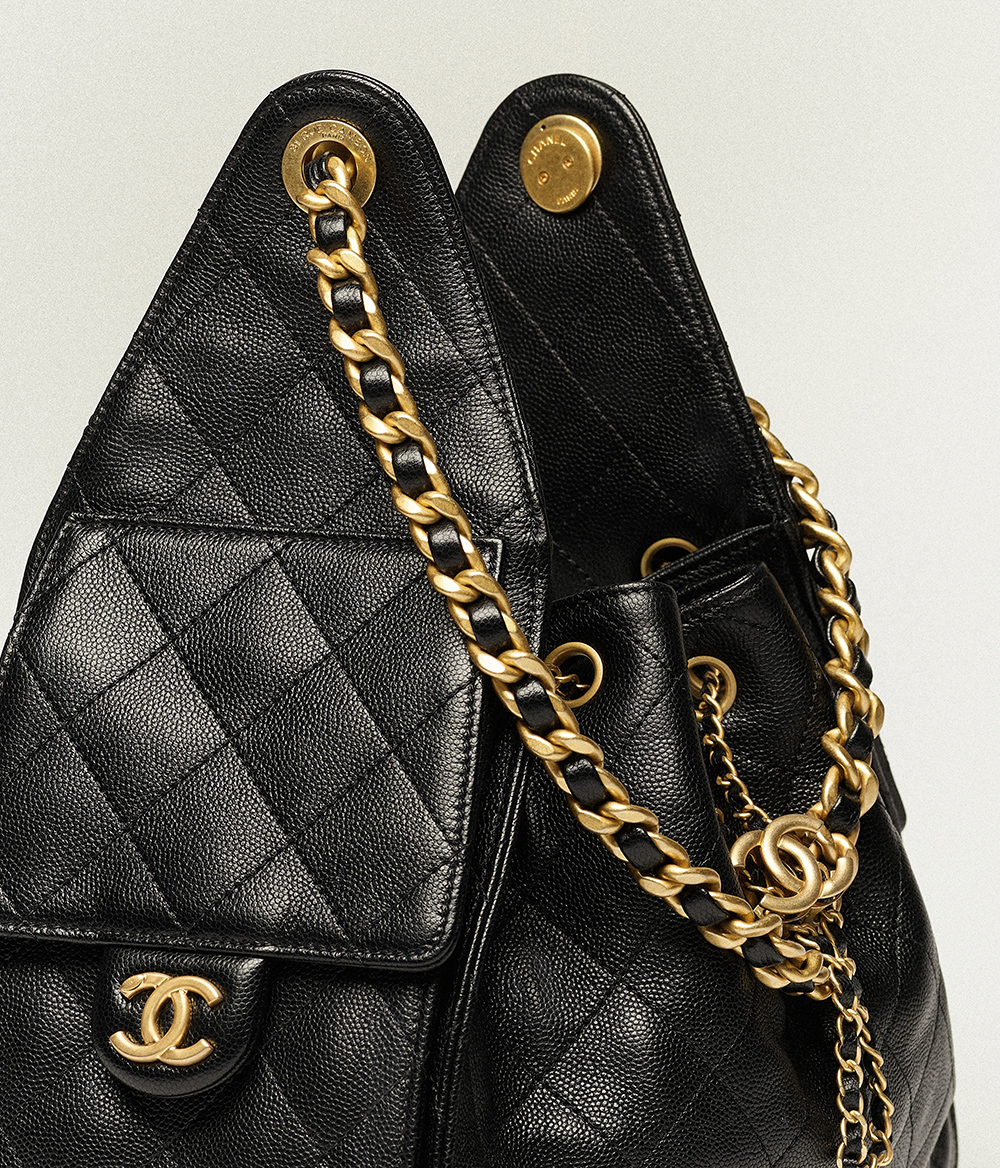 Chanel 25 Small Handbags AS5293 30*26*14cm