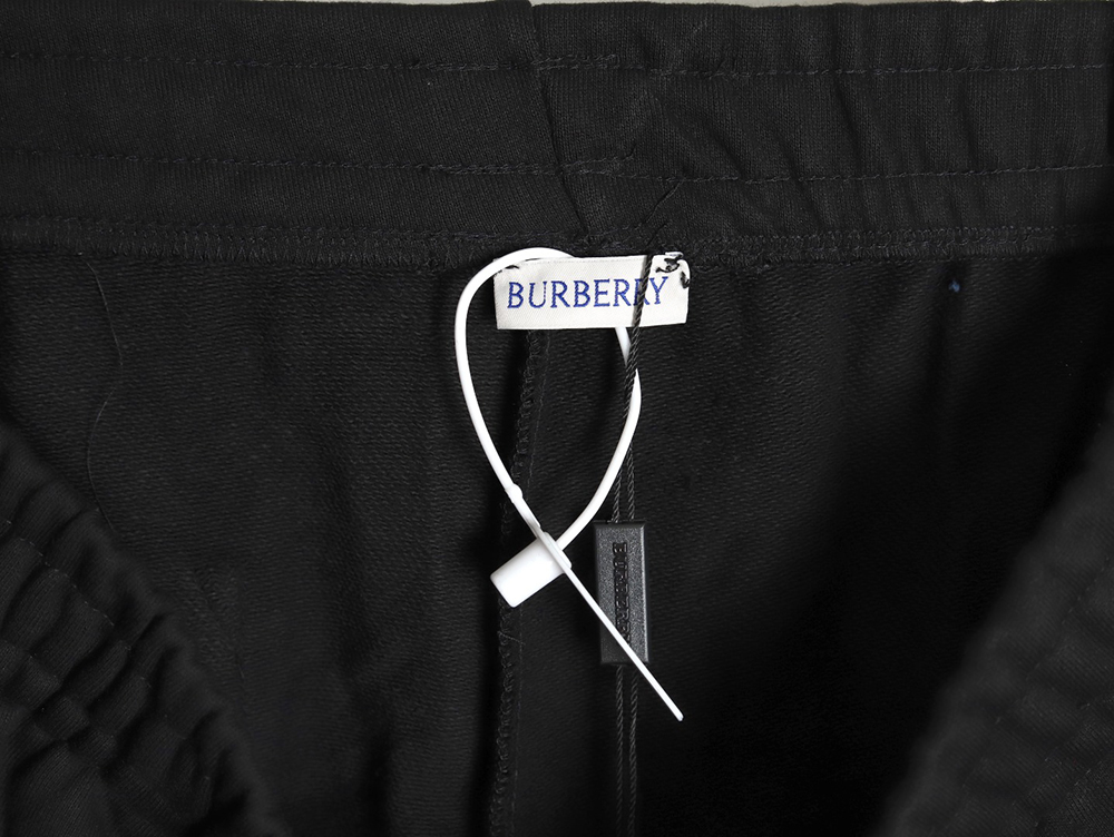 Burberry Warhorse Foam Shorts TSK1