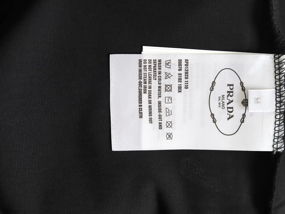Prada chest lettering logo short sleeves tsk1