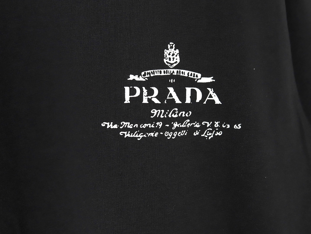 Prada chest lettering logo short sleeves tsk1