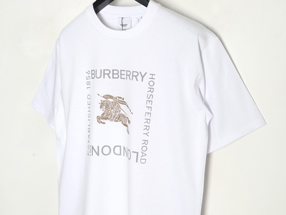 Burberry Square Letter Gold Warhorse Printed Short Sleeve T-Shirt