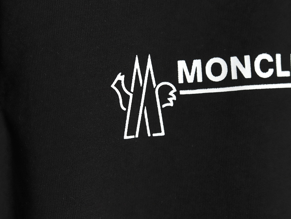 Moncler coordinate letter print short sleeve