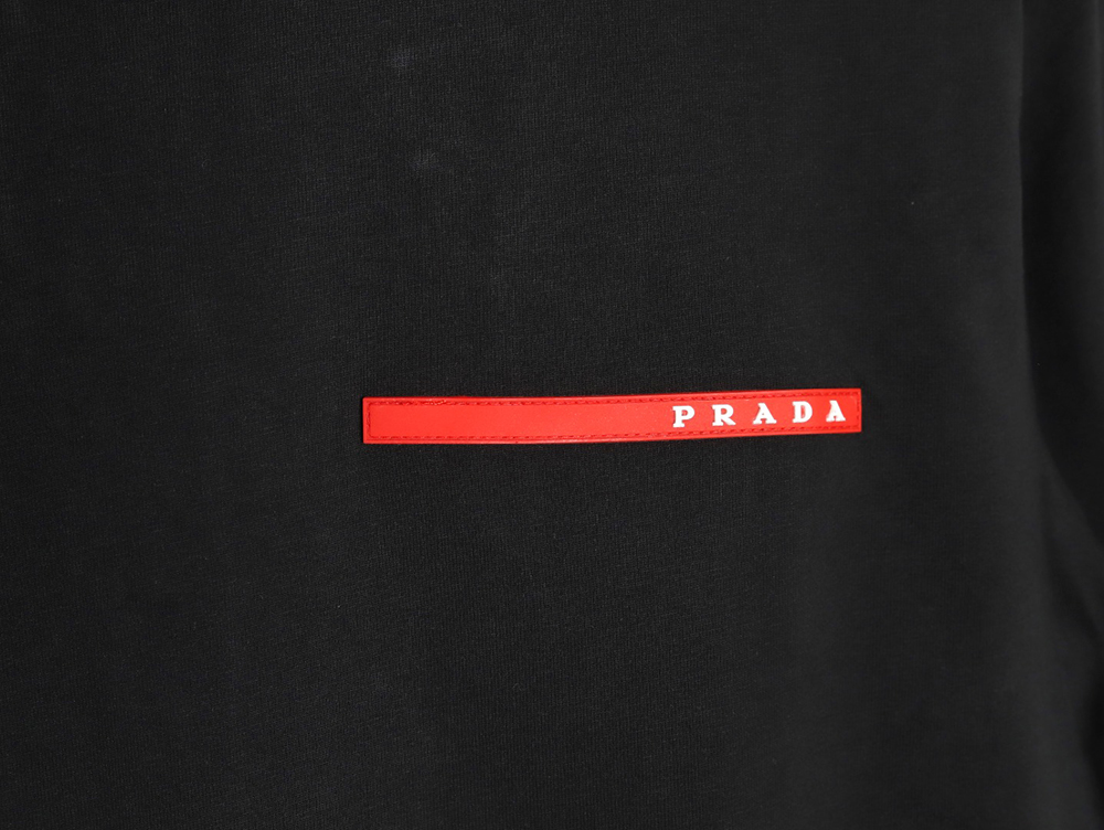 Prada classic red silicone trim short sleeves TSK1