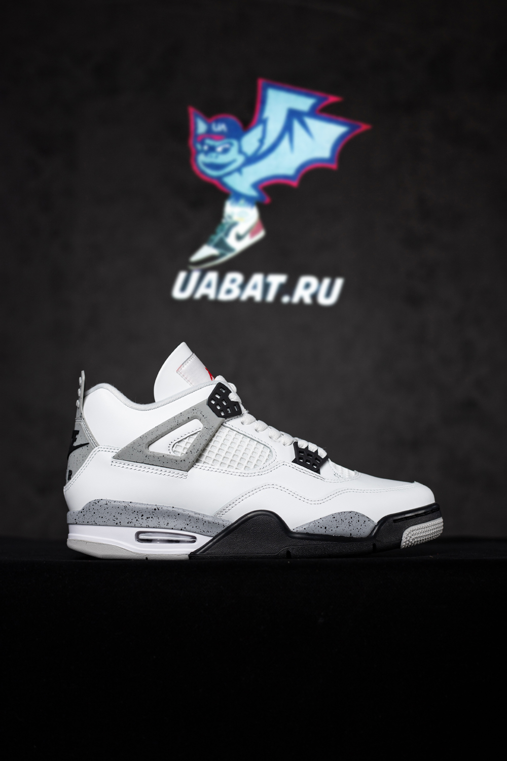 Air Jordan 4 Retro OG 'White Cement' 2025