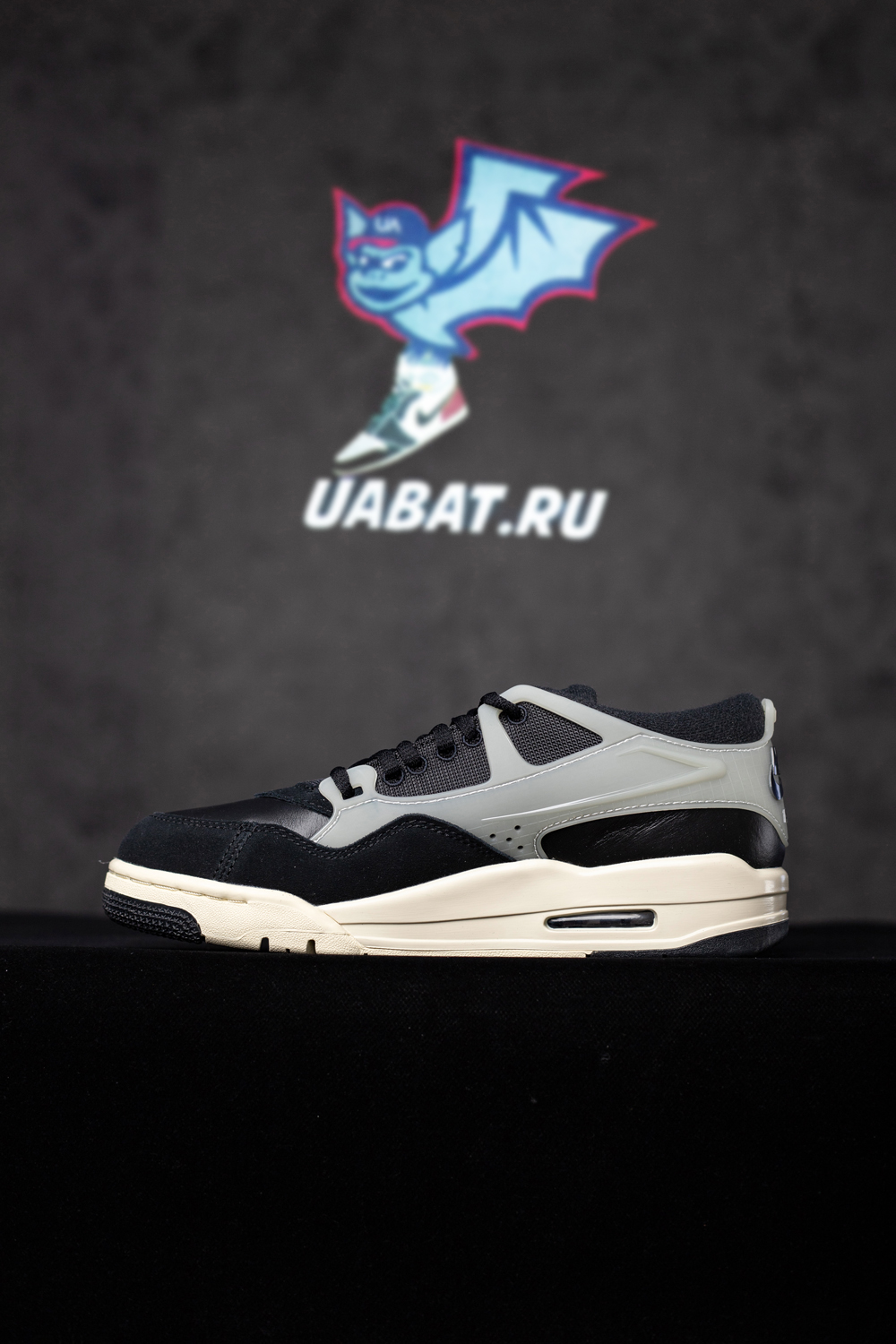 Air Jordan 4 RM 'Black Sail'