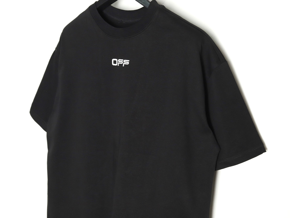 off white airport tape arrow print short sleeves